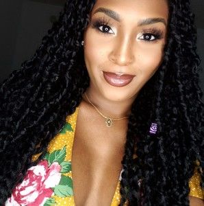 Meet your Posher, Moon